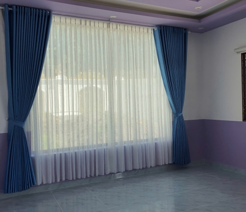 THI CÔNG RÈM CỬA PHÒNG KHÁCH